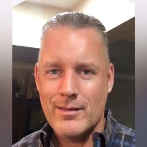 Meet your Posher, David - Picture 1 of 1